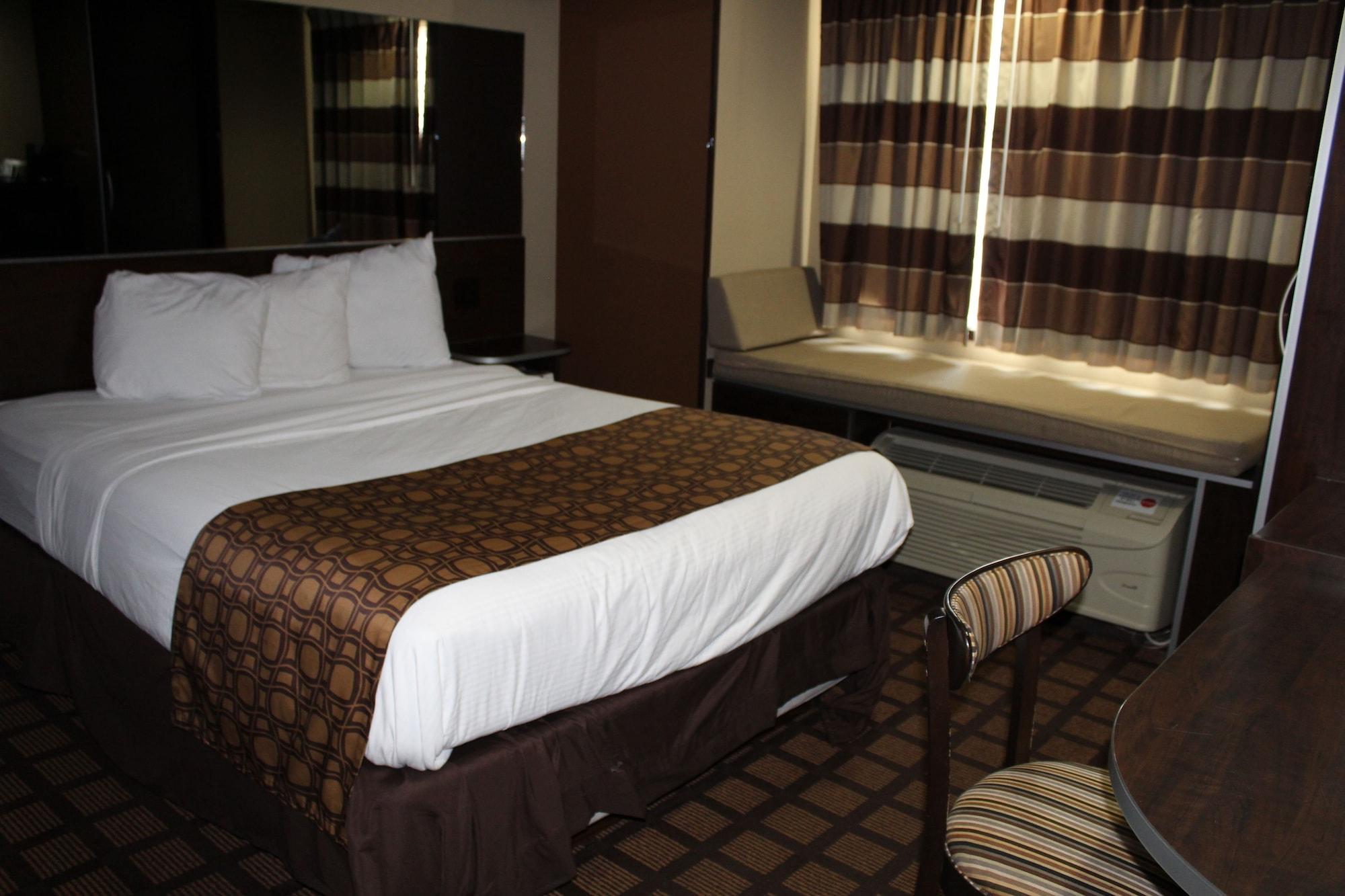 Microtel Inn And Suites North Canton Eksteriør billede