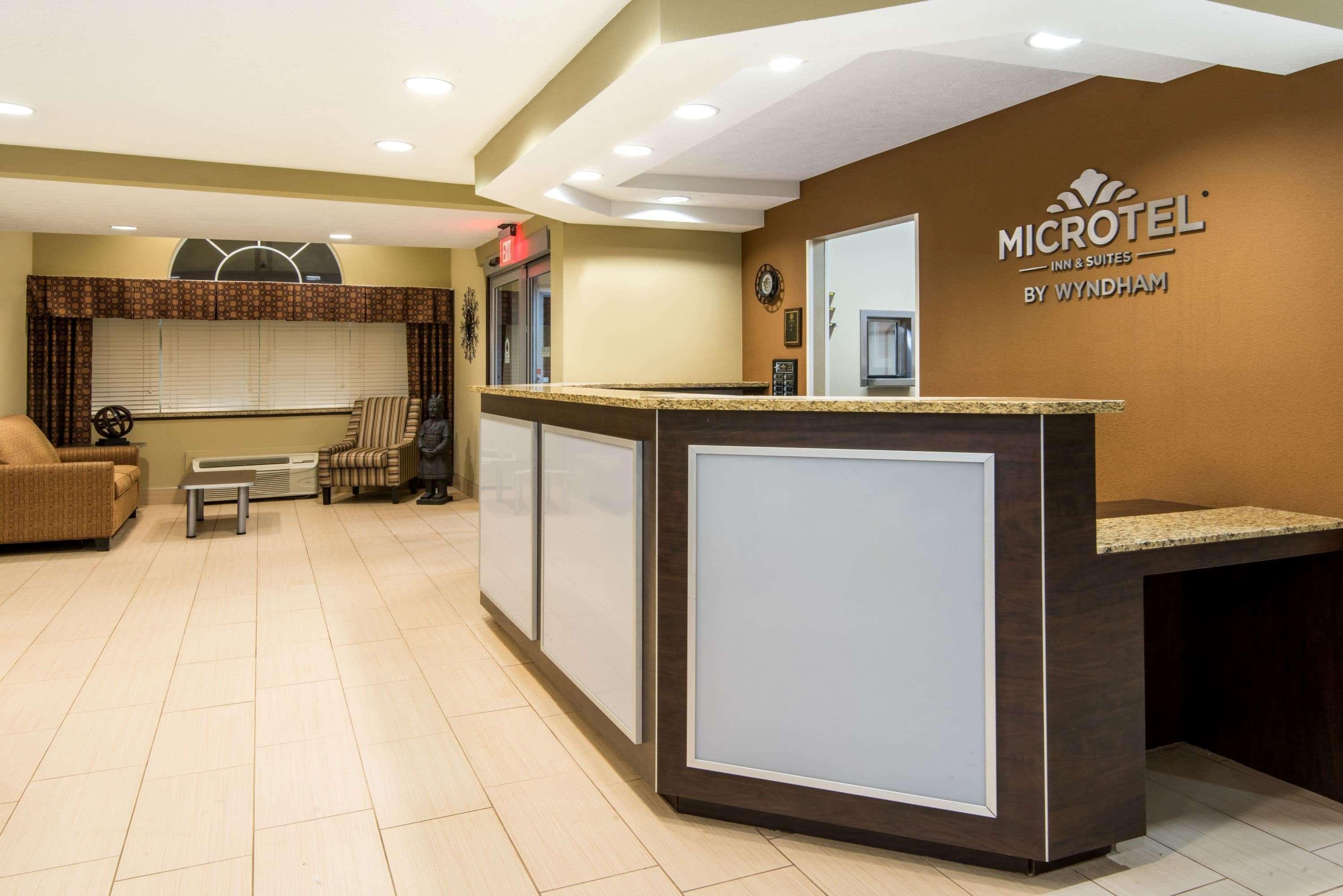 Microtel Inn And Suites North Canton Eksteriør billede